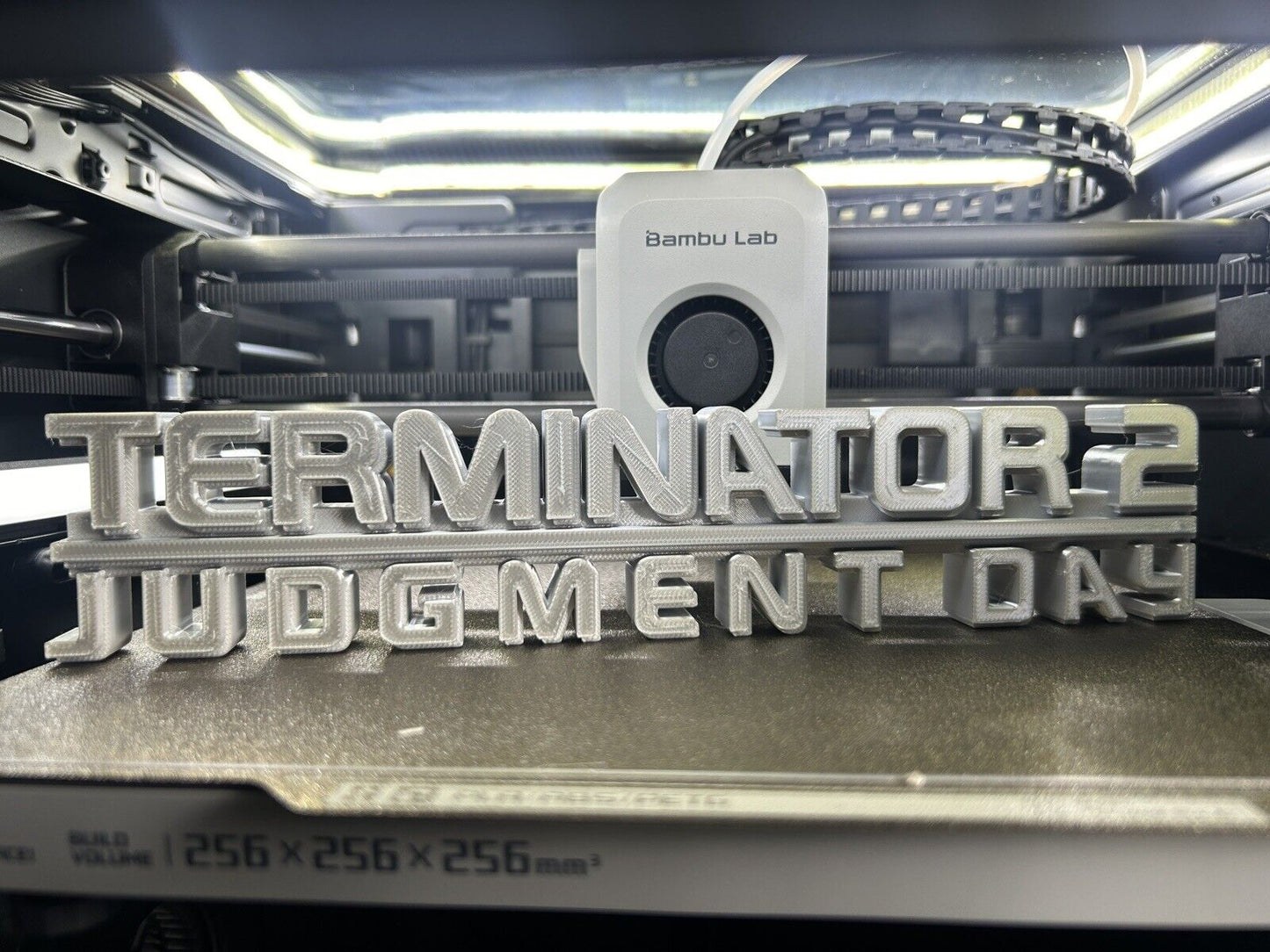 Terminator 2: Judgement Day Free Standing Display Plaque, 3D Printed (Silver)
