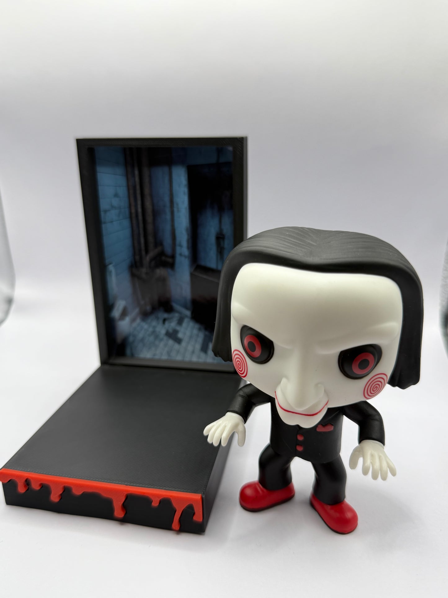 SAW  Funko Stand