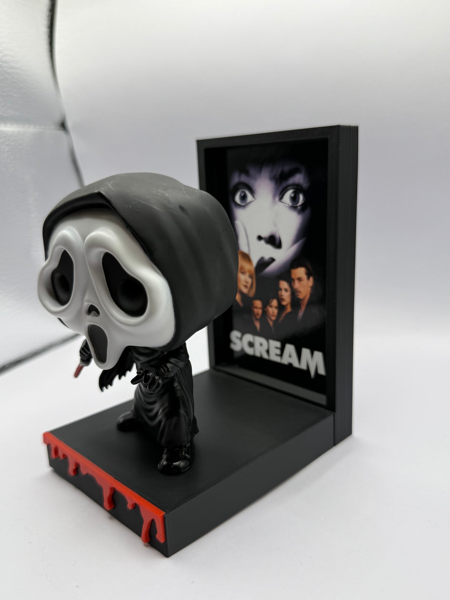 Scream Ghostface Funko Stand