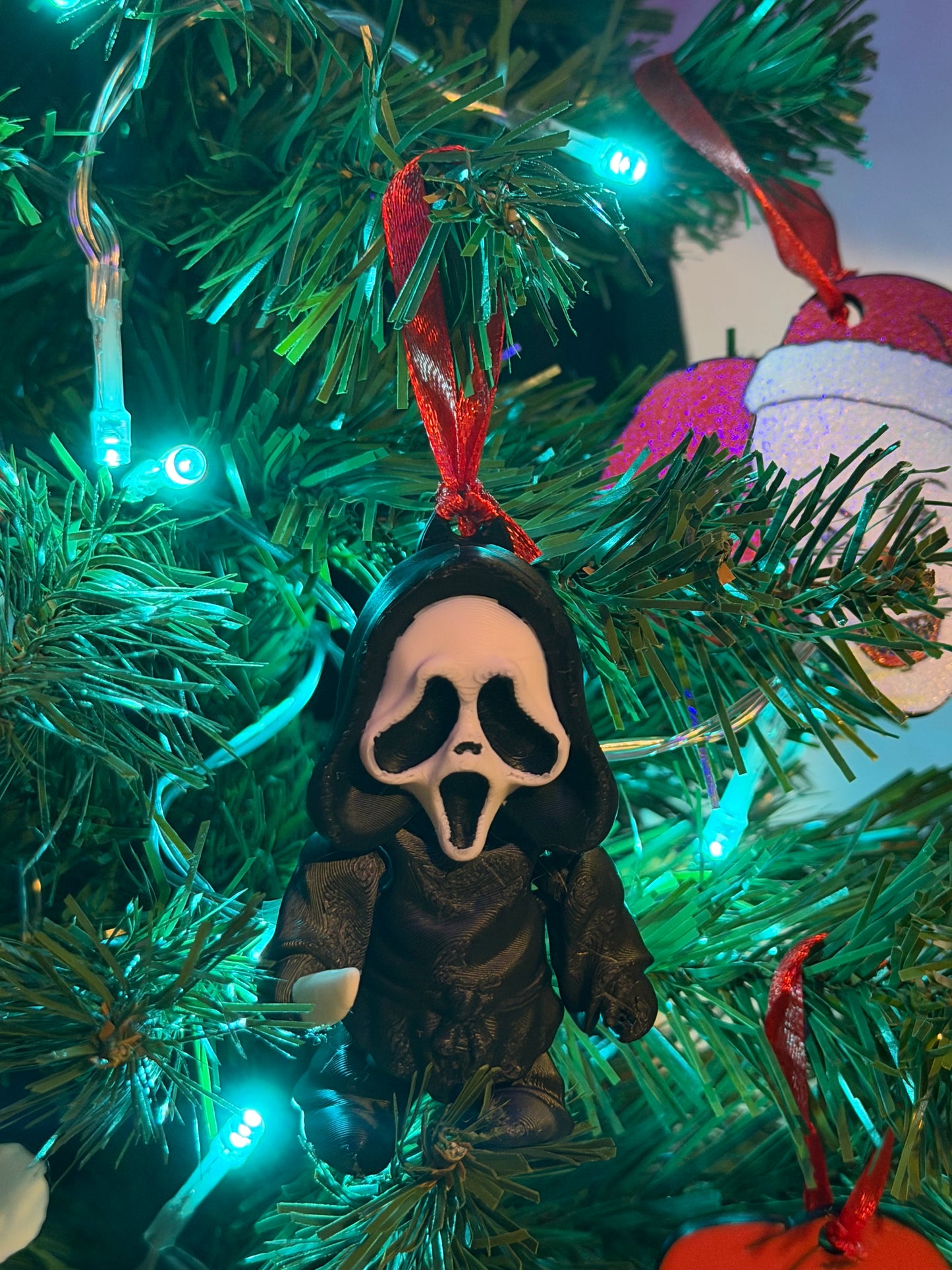 Scream Ghostface Mini Figure Hanging Tree Ornament