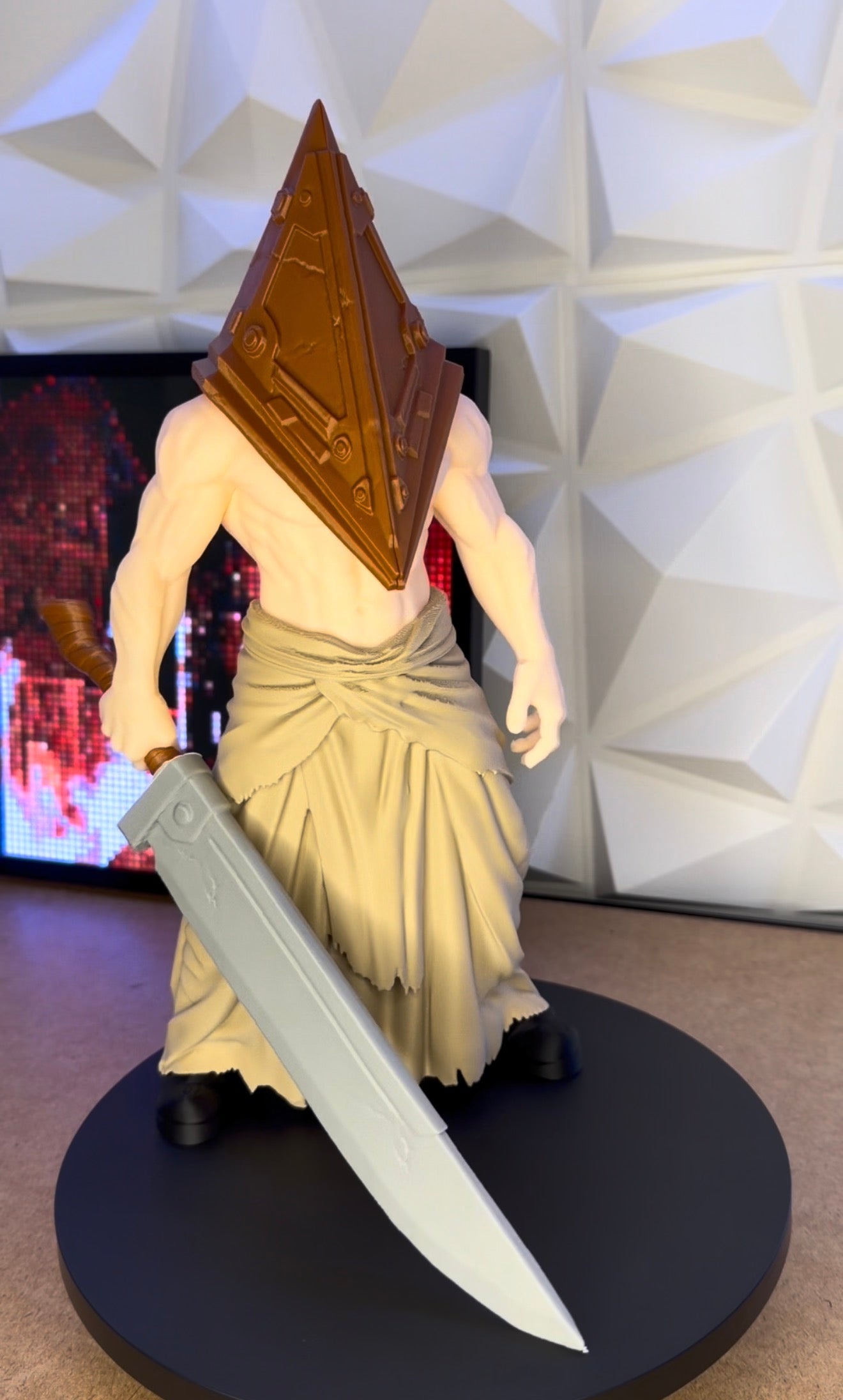 Silent Hill Pyramid Head Figure